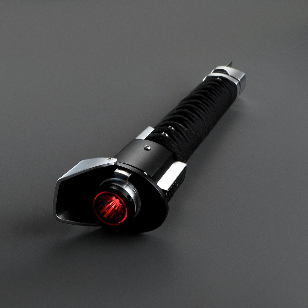 Ronin – schwarzes Lichtschwert mit roter Klinge und gewickeltem Griff, duellfähiges Premium-Modell