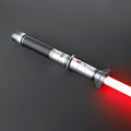 Crusader Lichtschwert in Silber und Schwarz – duellfähiges Premium-Modell mit roter Klinge