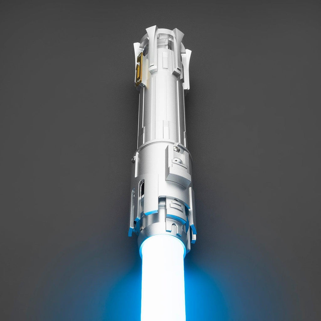 Das Scion Lichtschwert in Silber – detaillierter Griff mit blauer Klinge