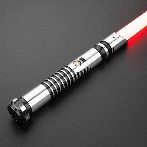 C011 Lichtschwert in Silber mit roter Klinge – glattes Design, gerillter Griff
