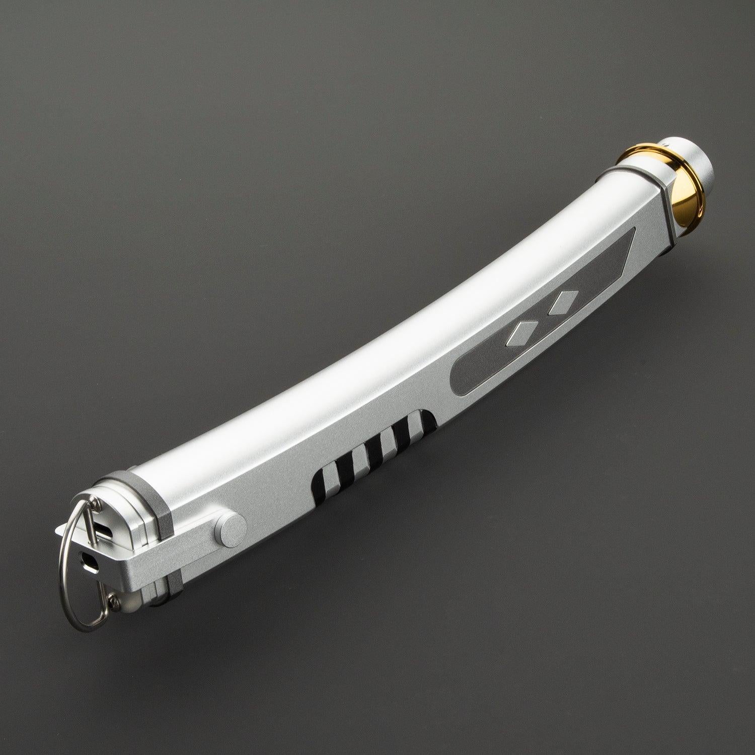 Fulcrum - Haupthand Lichtschwert in Silber mit goldenen Akzenten – Premium-Hilt aus Metall