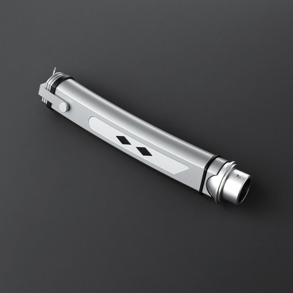 Fulcrum - Nebenhand Lichtschwert in Silber – schlanker Griff mit schwarzen Akzenten