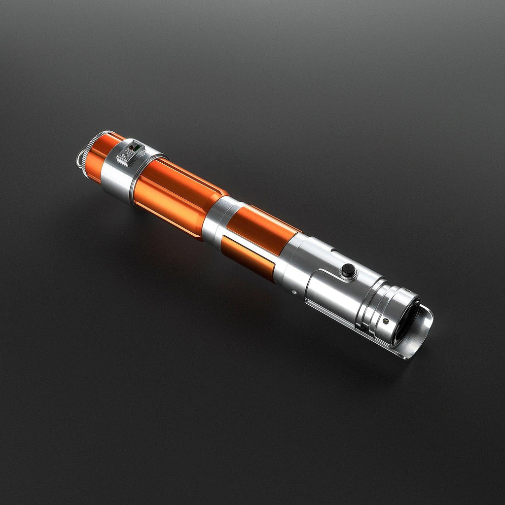 Arbiter Lichtschwert mit orangefarbenem Griff und silbernen Akzenten, Premium-Design