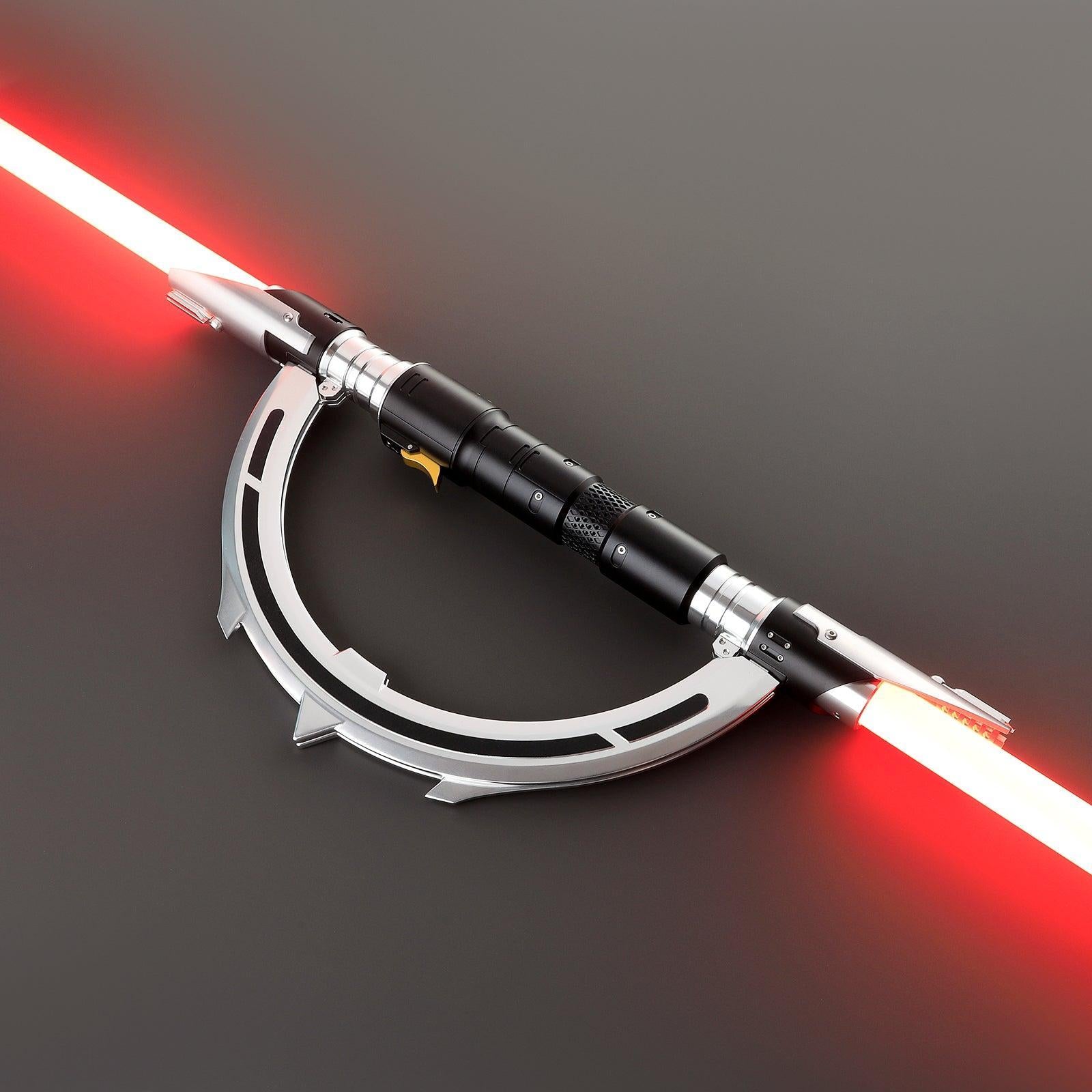 The Hunter Lichtschwert mit roter Klinge – schwarzer Griff, silberner Klappmechanismus, Premium-Design