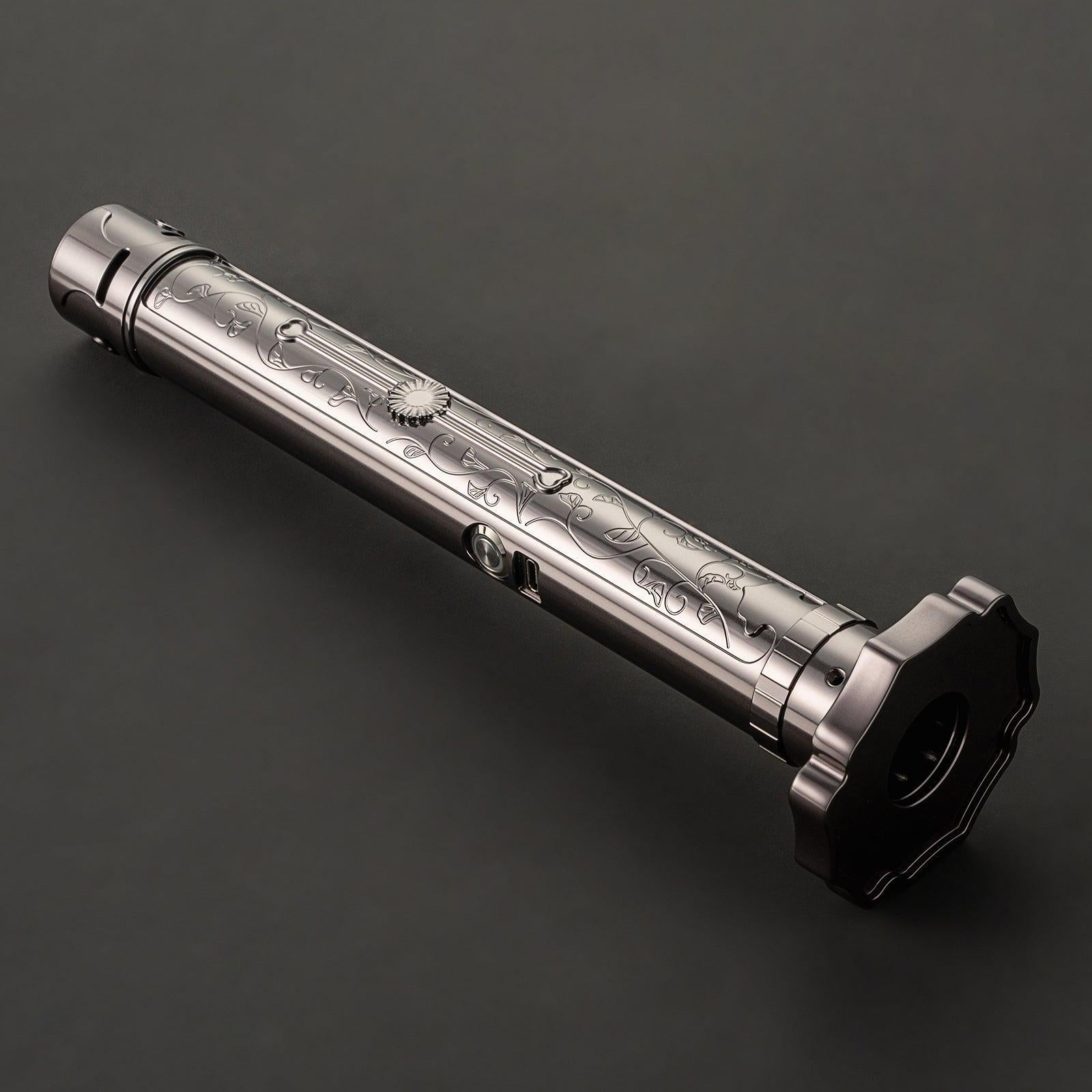 SEA4 Lichtschwert in Kupfer-Chrom – elegantes Premium-Modell mit Katana-Gravuren