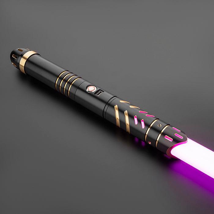 SEA8 Lichtschwert in Schwarz-Gold – elegantes Premium-Modell mit leuchtendem Emitter