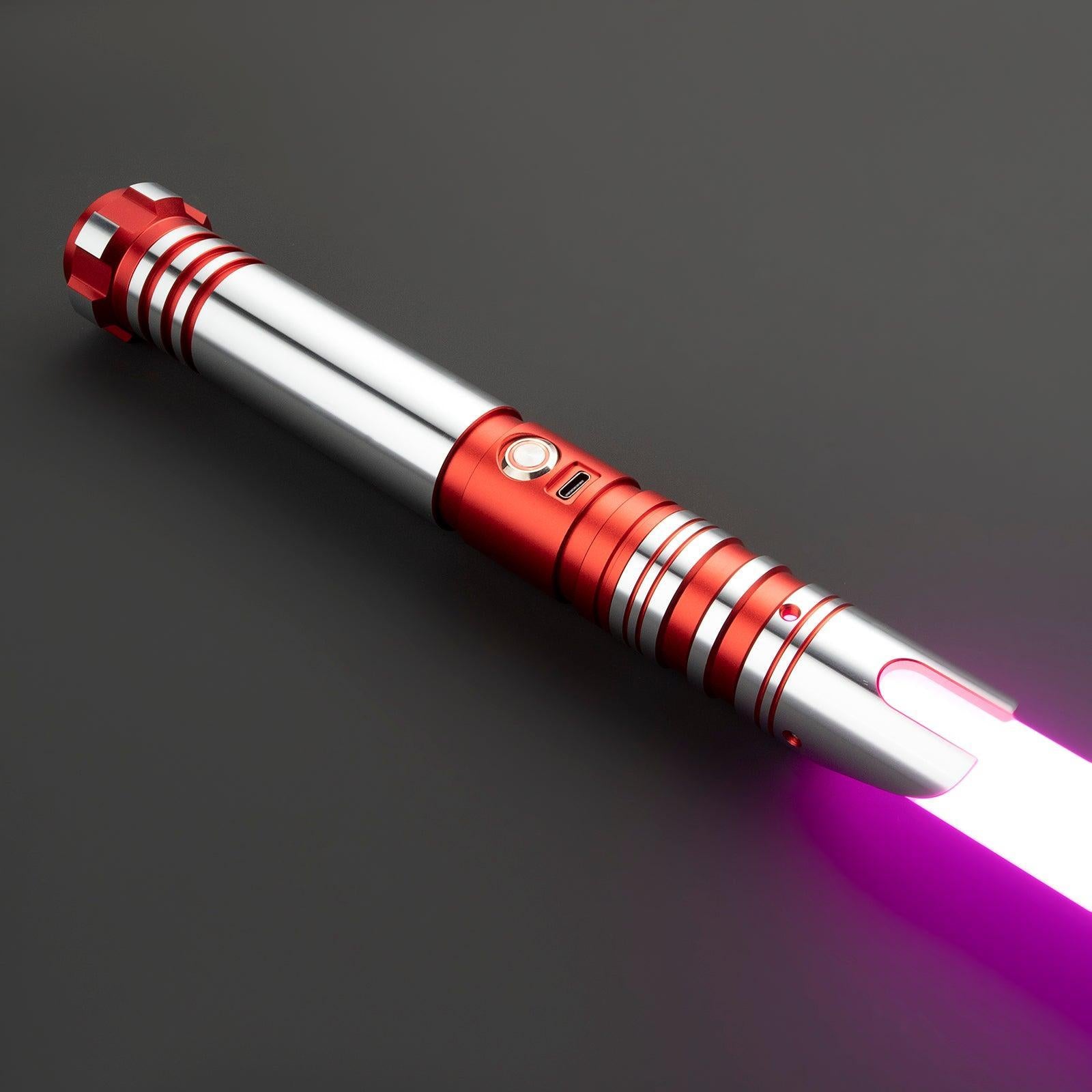 SL05 Lichtschwert in Silber-Rot – futuristisches Elite-Modell mit kantigem Emitter