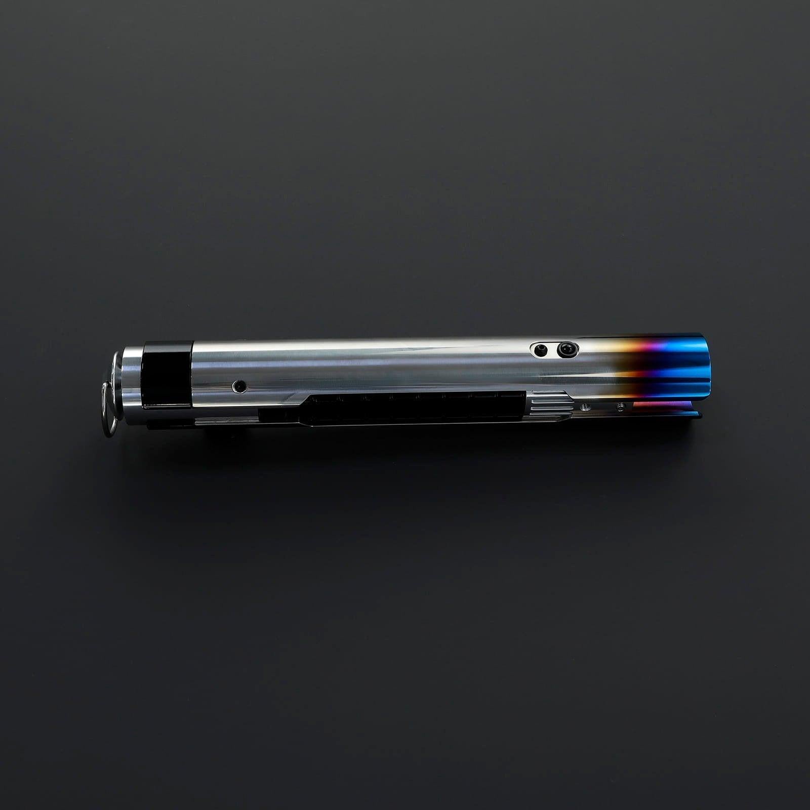 Sentinel Lichtschwert – silberner Griff mit blauer und violetter Eloxierung, Premium-Design