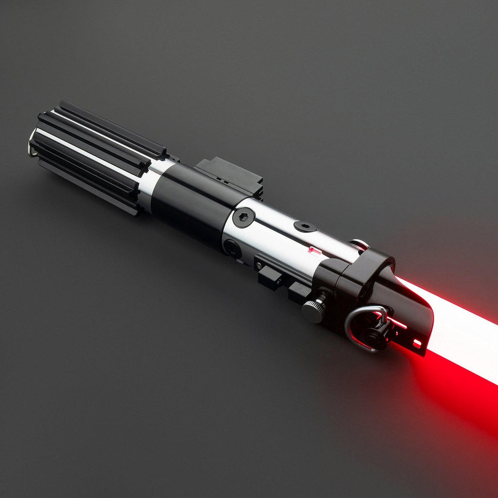 Redeemed Lichtschwert mit roter Klinge – ikonisches Design, schwarzer und chromfarbener Griff