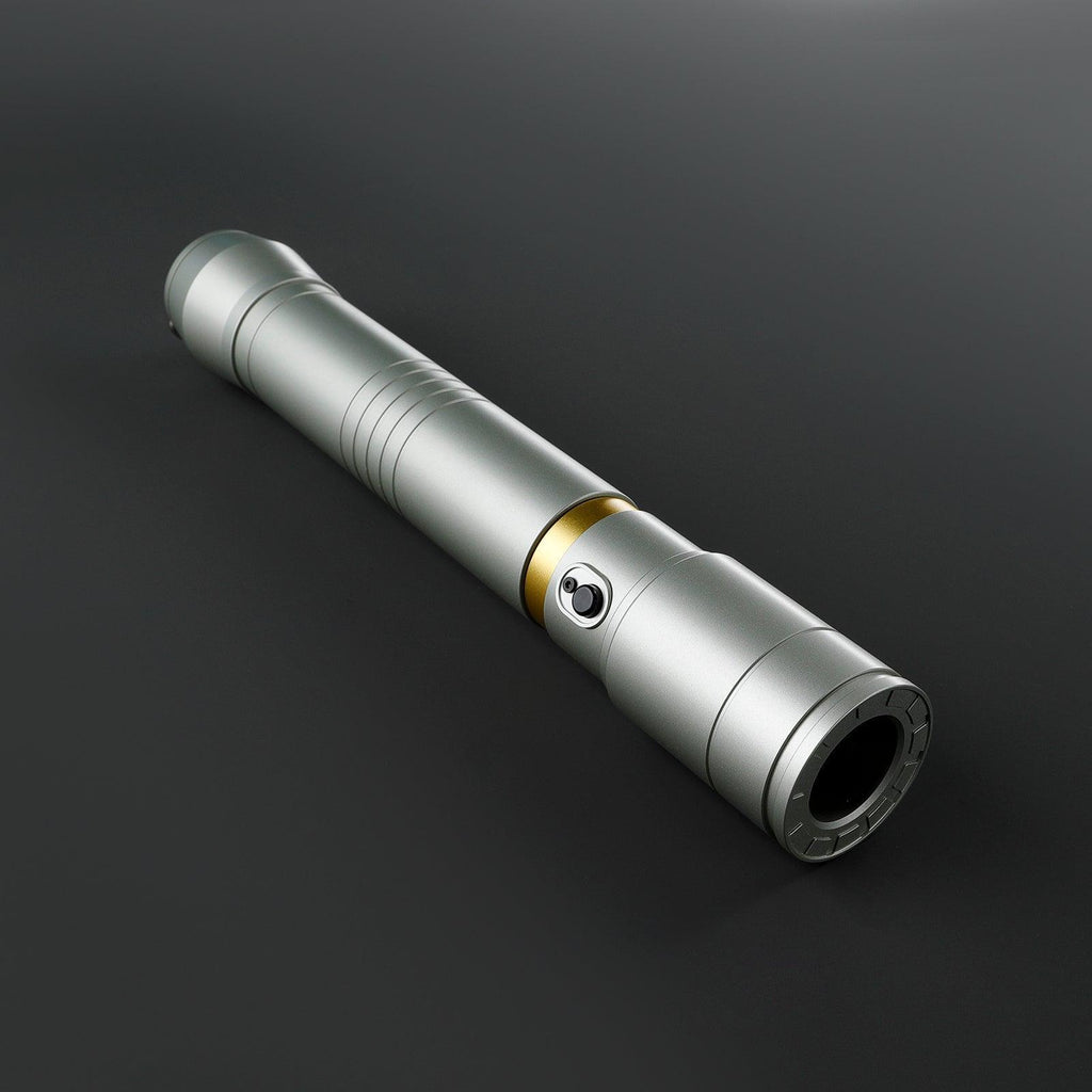 Wayseer Lichtschwert in Silber mit goldener Akzentuierung – Premium-Hilt aus Metall
